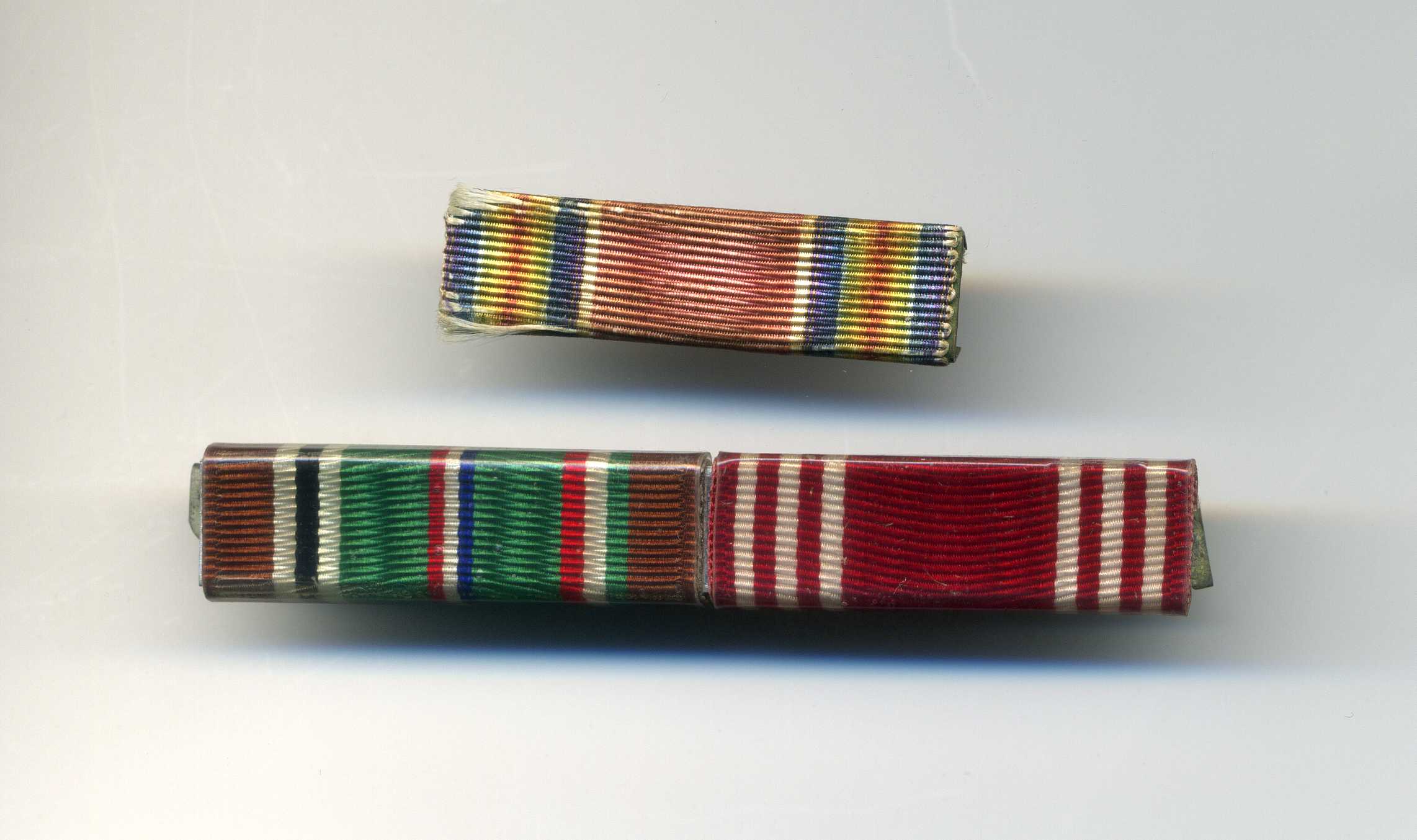 Carl Williamson
          medal ribbons